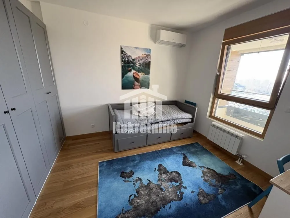 Prodaja, trosoban stan, 78m², Novi Beograd Blok 65, Novi Beograd Sve Podlokacije
