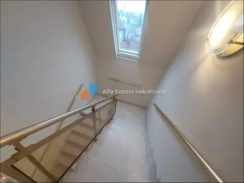 Rent, house, 380m², Zvezdara Sve Podlokacije, Beograd - image 14