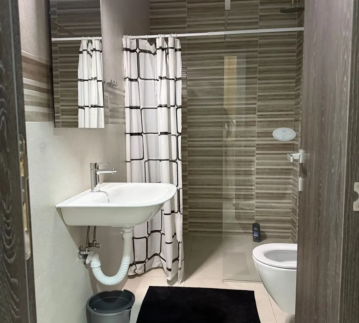 Izdavanje, jednosoban stan, 45m², Ljubović, Podgorica