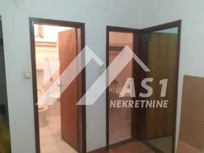 Izdavanje, trosoban stan, 50m², Petrovaradin, Novi Sad - image 5