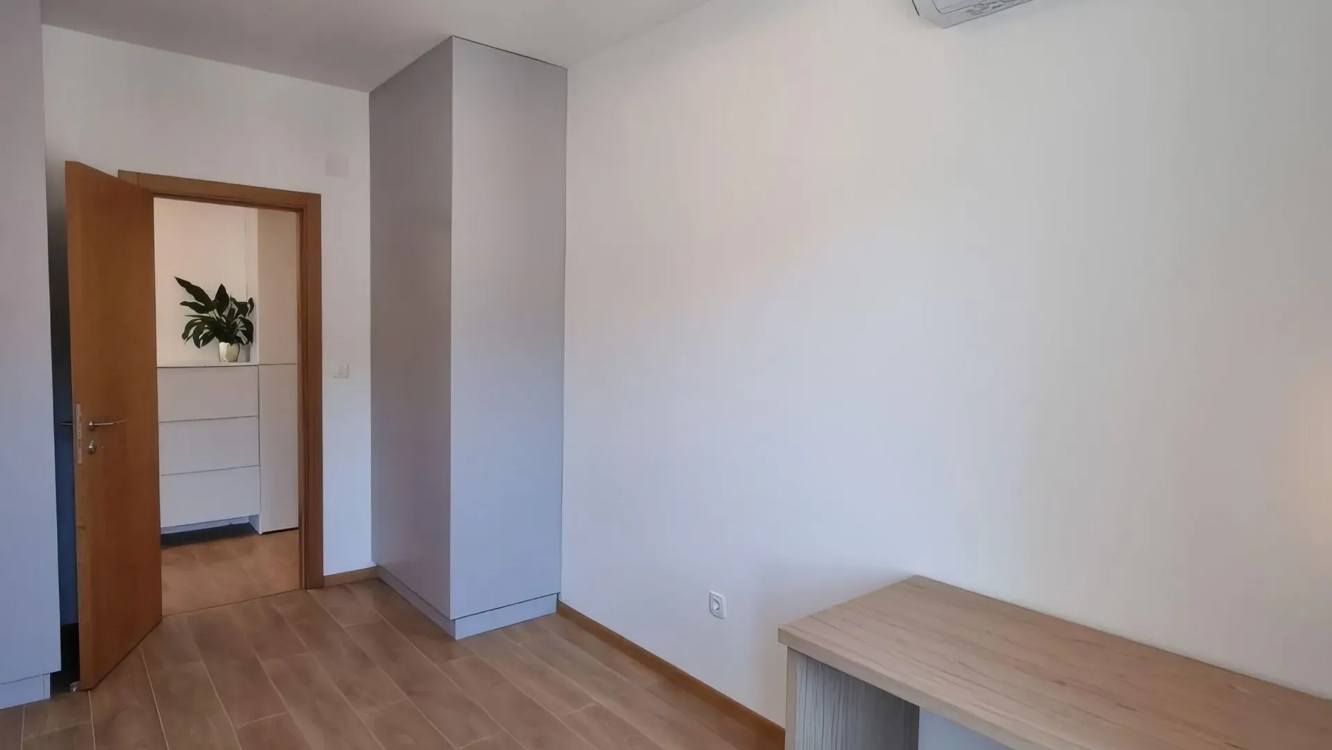 Sale, three bedroom apartment, 98m², Rozino, Budva
