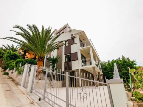 Prodaja, kuća, 240m², Krašići, Tivat - image 15