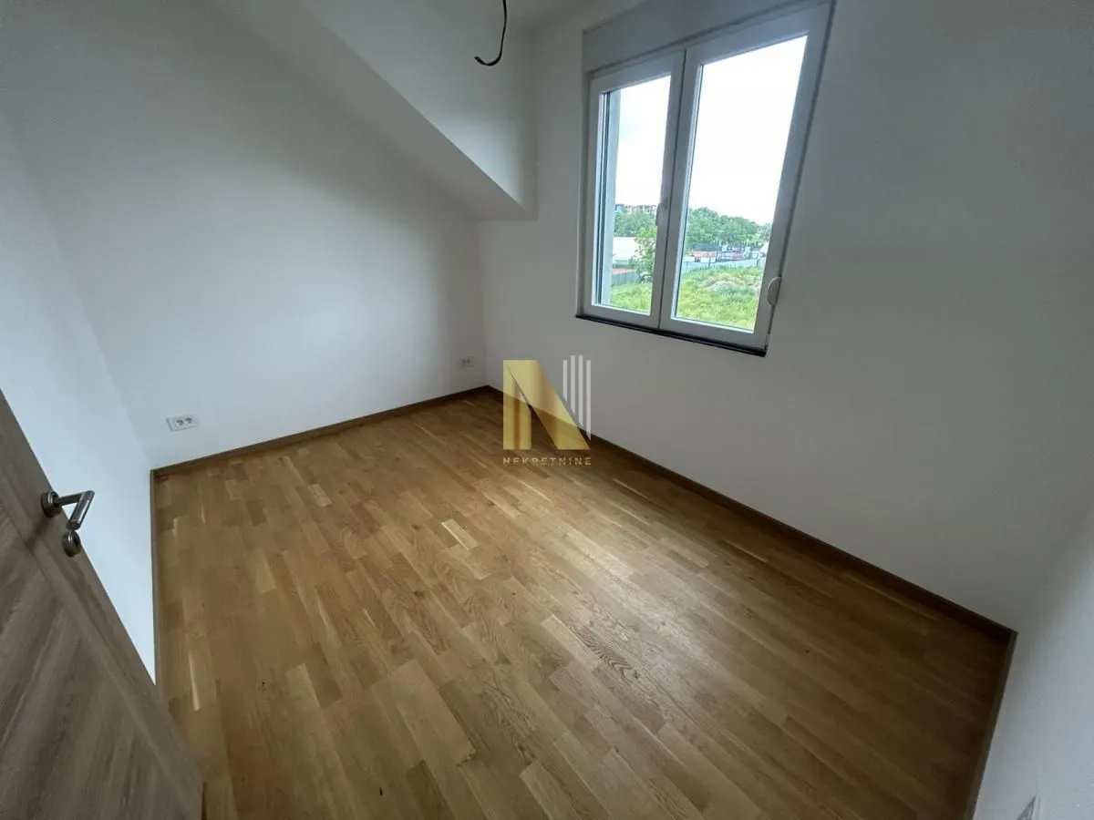 Rent, office space, 92m², Alibegovac, Petrovaradin