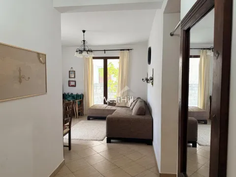 Prodaja, dvosoban stan, 78m², Risan, Kotor - image 2