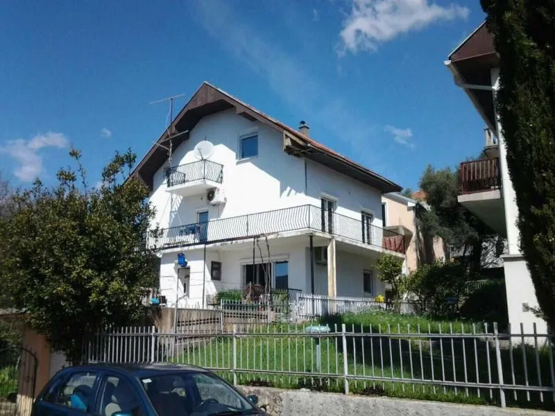 Prodaja, kuća, 244m², Igalo, Herceg Novi