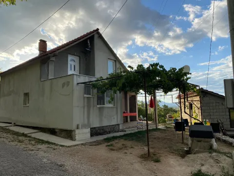 Prodaja, kuća, 134m², Ozrinići, Nikšić - image 1