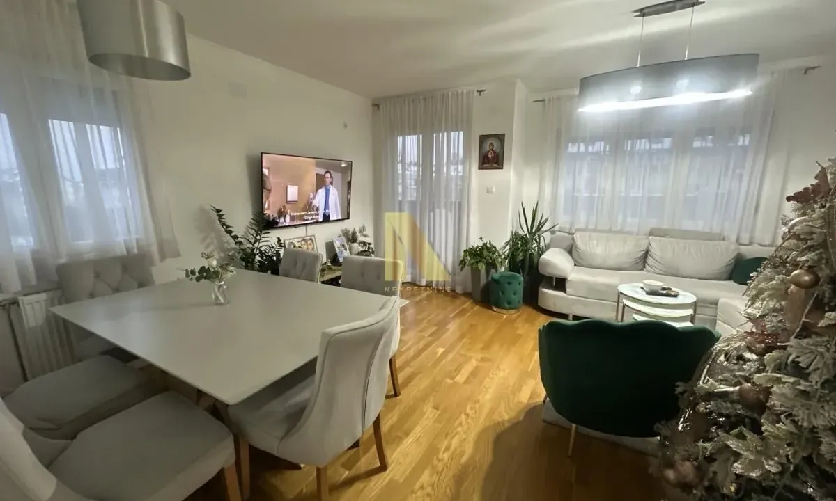 Sale, apartment, 100m², Novo naselje, Novi Sad