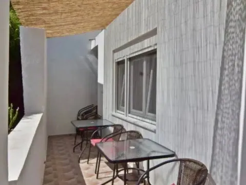 Izdavanje, jednosoban stan, 50m², Centar, Budva - image 8