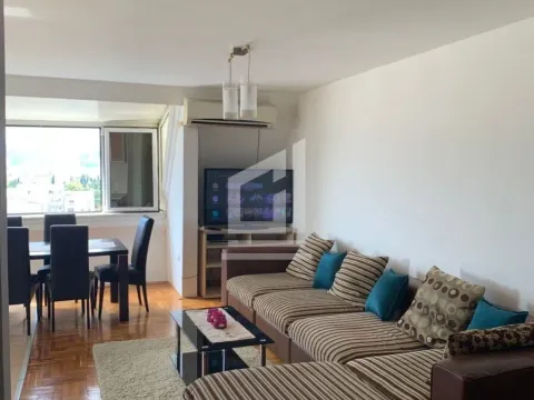 Prodaja, trosoban stan, 86m², Podgorica, Crna Gora - image 9