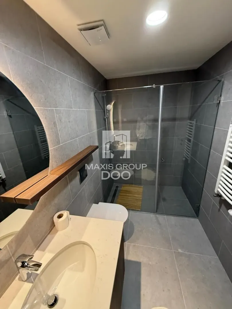Sale, three bedroom apartment, 87m², Savski Venac, Beograd