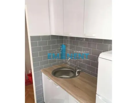 Izdavanje, dvosoban stan, 60m², Kalenić Pijaca, Vračar Sve Podlokacije - image 5