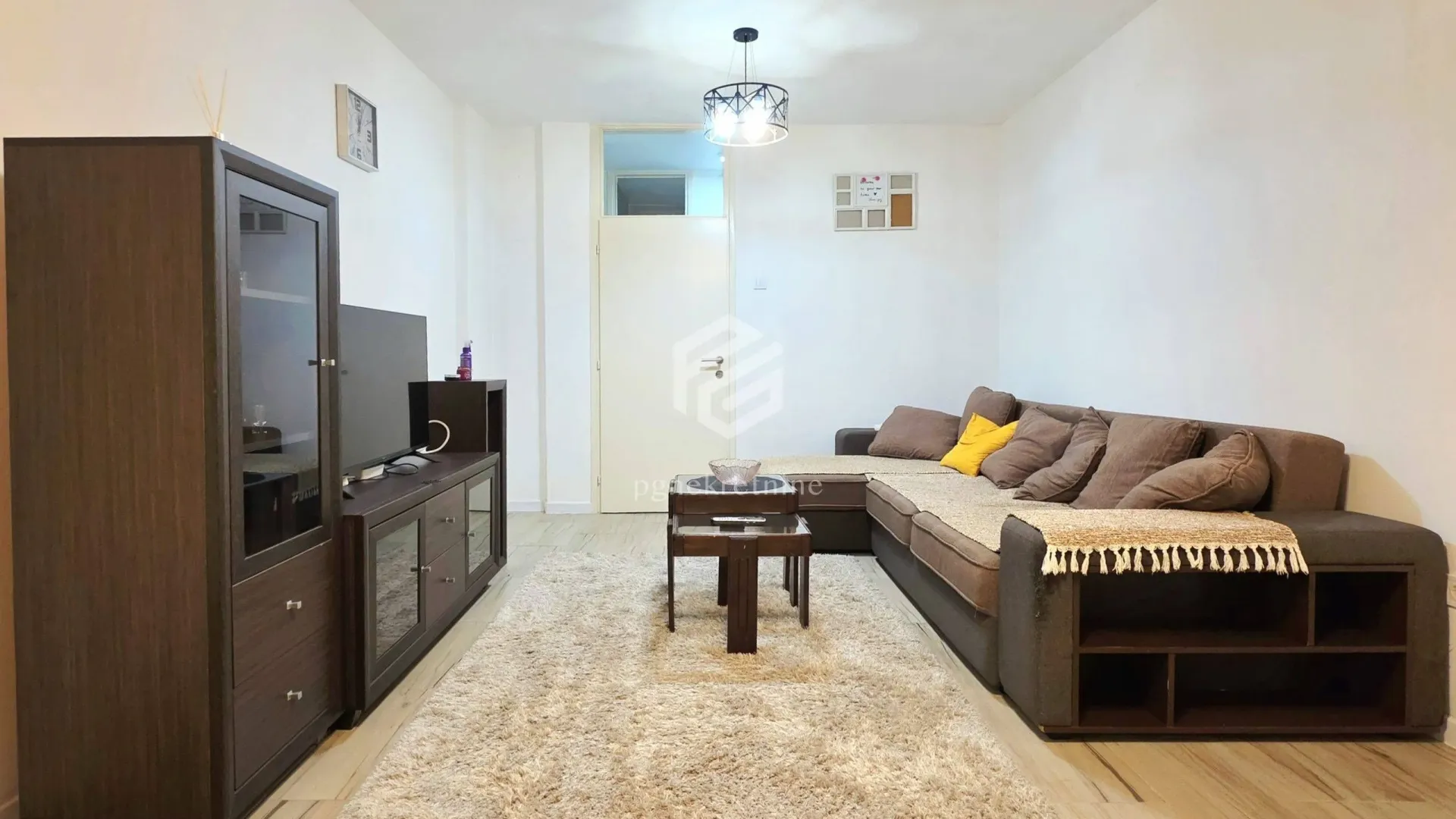 Rent, two bedroom apartment, 100m², Preko Morače, Podgorica