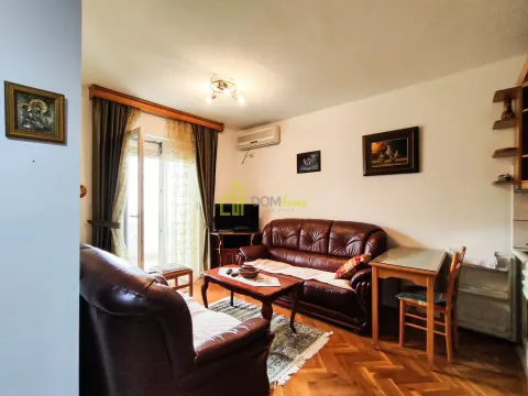 Rent, one bedroom apartment, 33m², Stari Aerodrom, Podgorica - image 1