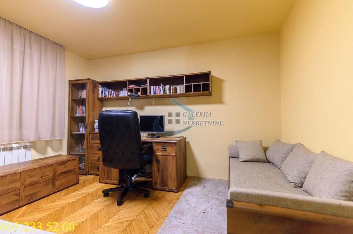 Prodaja, četvorosoban stan, 104m², Gradska Bolnica, Zvezdara Sve Podlokacije