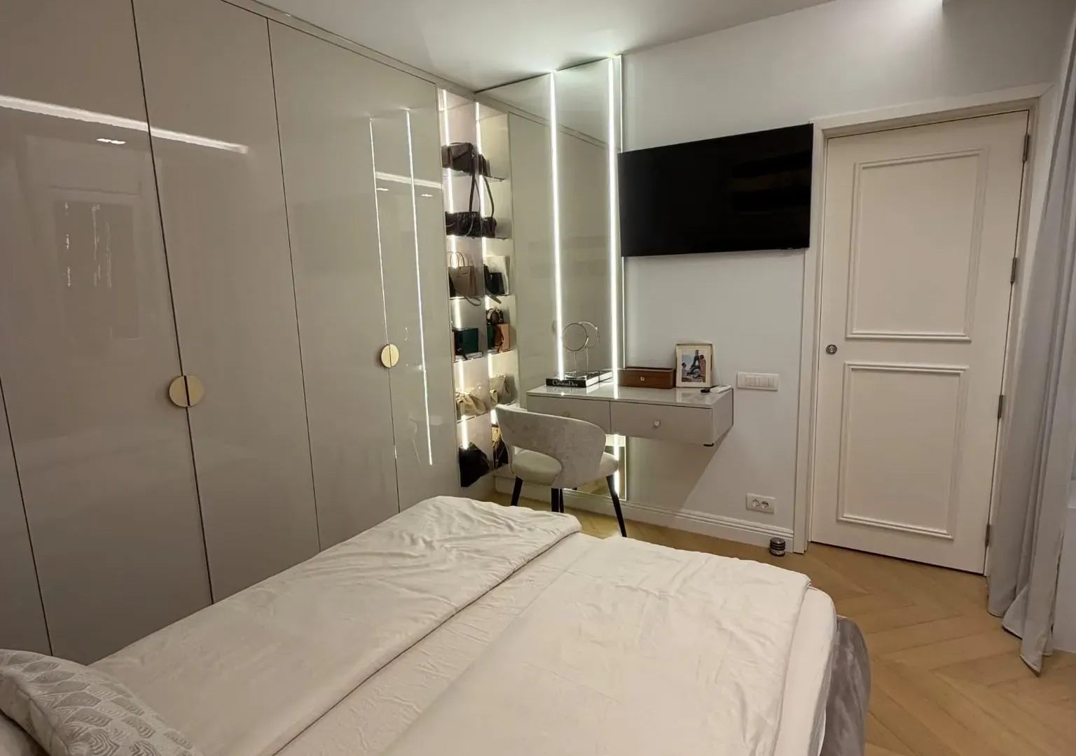Sale, three bedroom apartment, 87m², Savski Venac, Beograd