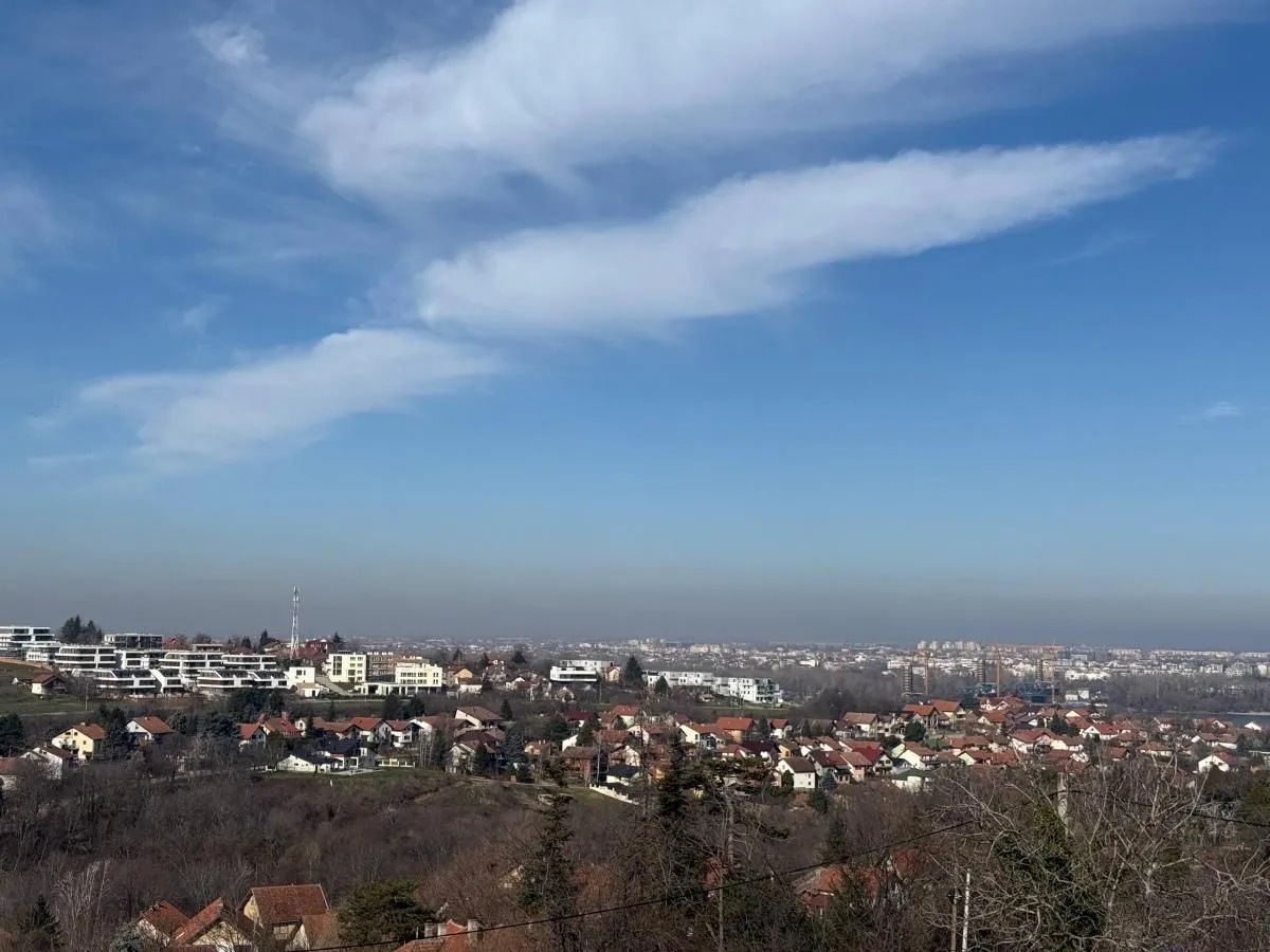 Izdavanje, kuća, 244m², Sremska Kamenica, Petrovaradin