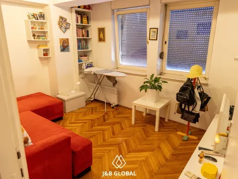 Prodaja, trosoban stan, 120m², Blok 7, Podgorica - image 9