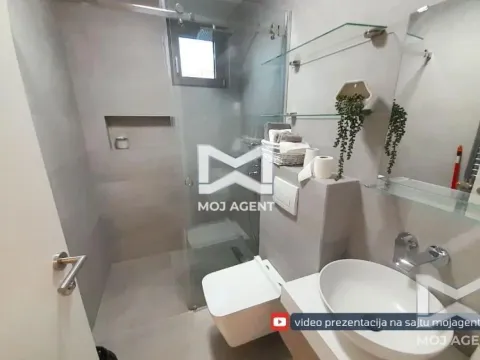 Izdavanje, trosoban stan, 76m², Niš, Srbija - image 10