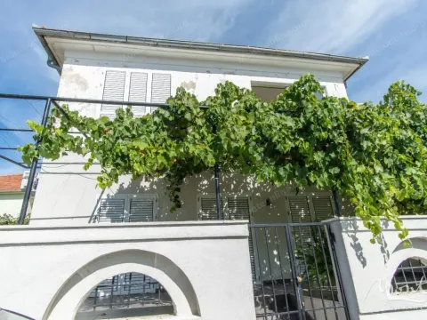 Prodaja, dvosoban stan, 42m², Đenovići, Herceg Novi - image 13