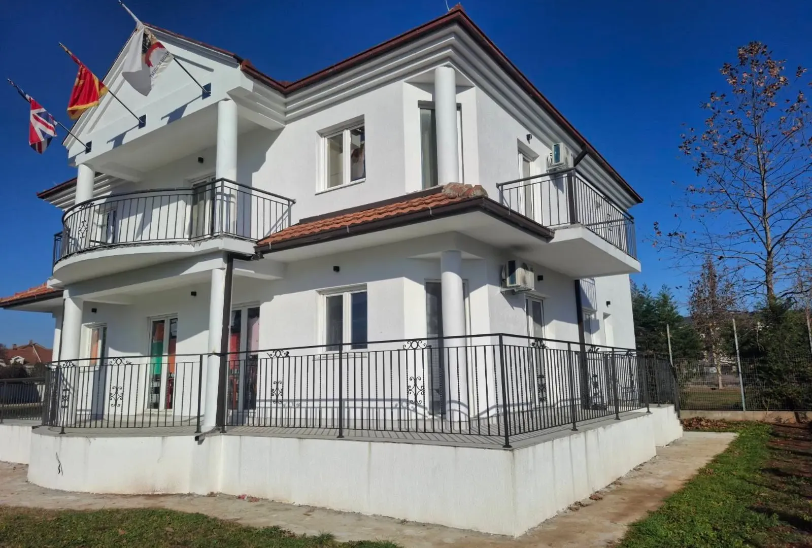 Prodaja, kuća, 360m², Podgorica, Crna Gora