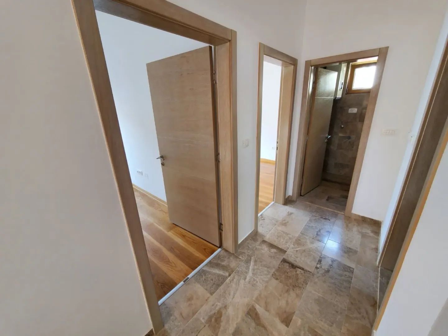 Prodaja, trosoban stan, 136m², Pržno, Budva