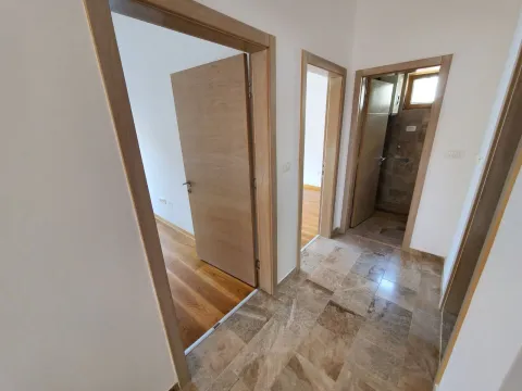 Prodaja, trosoban stan, 136m², Pržno, Budva - image 15