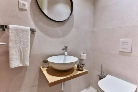 Izdavanje, dvosoban stan, 69m², Gospoština, Budva - image 6