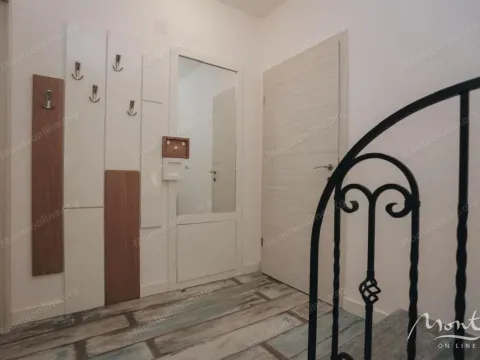 Sale, four bedroom apartment, 98m², Sveti Stefan, Budva - image 21