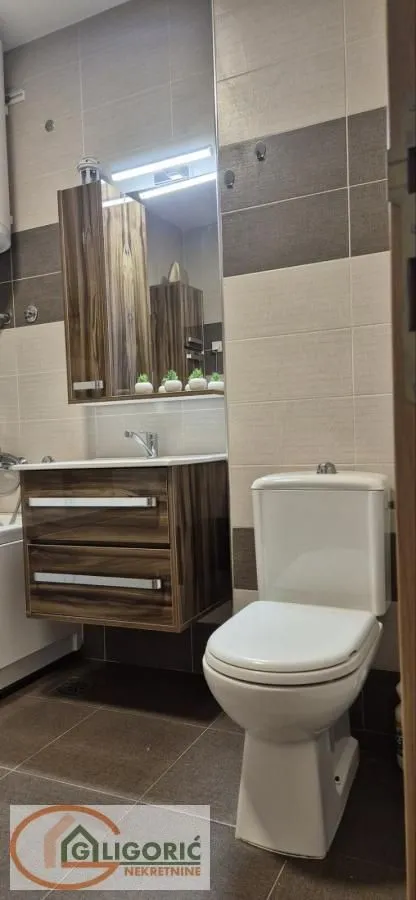 Rent, two bedroom apartment, 55m², Crveni Krst, Beograd