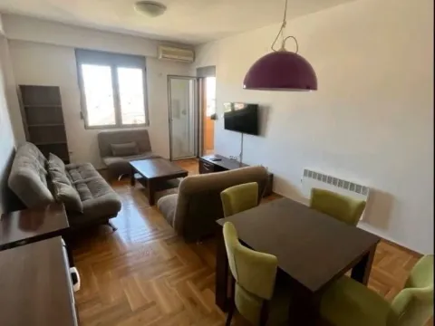 Izdavanje, jednosoban stan, 51m², Stari Aerodrom, Podgorica - image 6