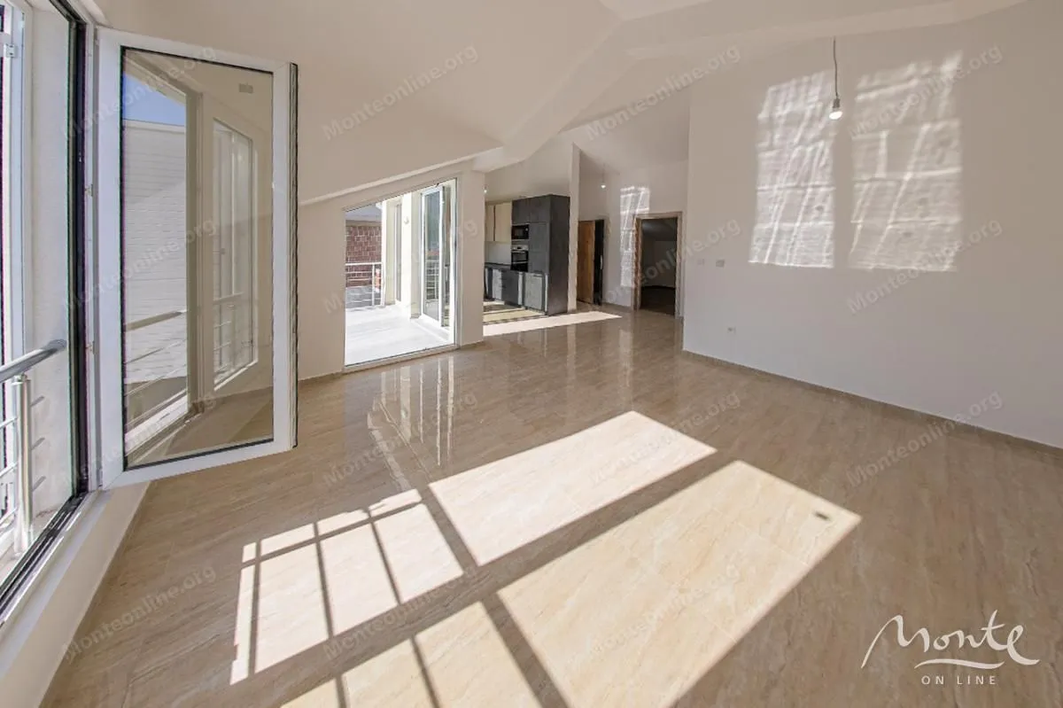 Prodaja, dvosoban stan, 74m², Đenovići, Herceg Novi