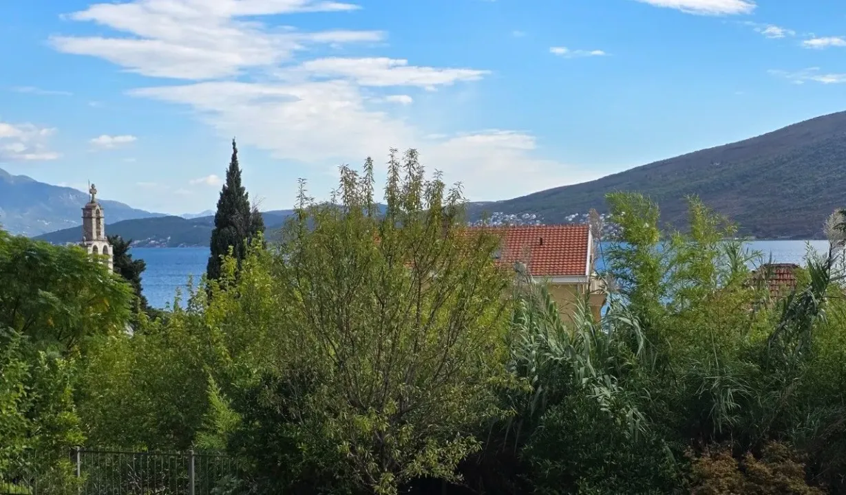 Sale, three bedroom apartment, 125m², Đenovići, Herceg Novi