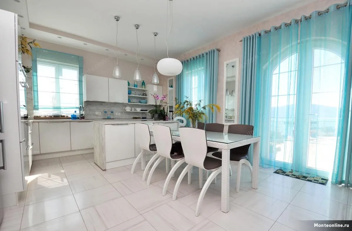 Prodaja, kuća, 308m², Tivat, Crna Gora