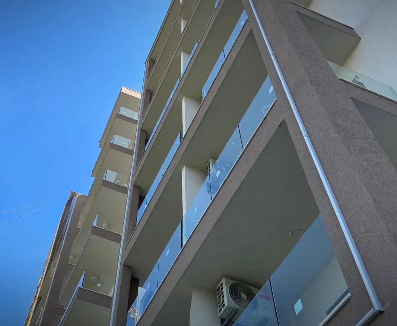 Prodaja, jednosoban stan, 48m², Ilino, Bar