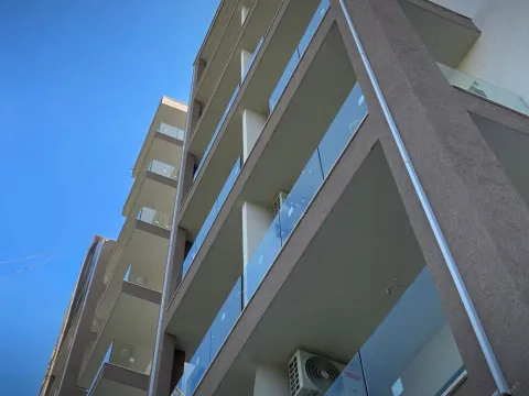 Prodaja, jednosoban stan, 48m², Ilino, Bar - image 1