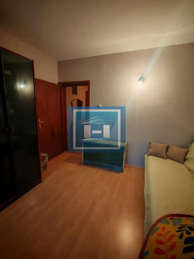 Prodaja, kuća, 204m², Gloždak, Paraćin