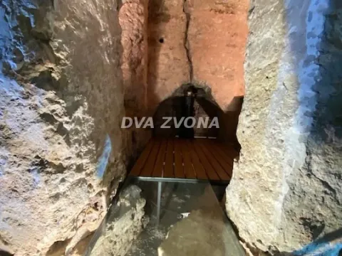 Sale, hospitality venue, 630m², Stari Slankamen, Inđija - image 15