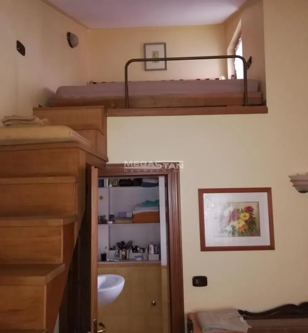 Sale, four bedroom apartment, 164m², Stari Grad, Beograd