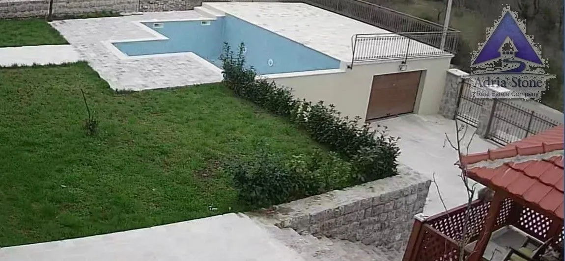Prodaja, kuća, 250m², Zagora, Kotor