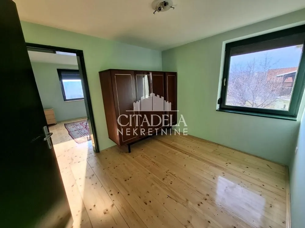 Prodaja, kuća, 173m², Irig, Srbija