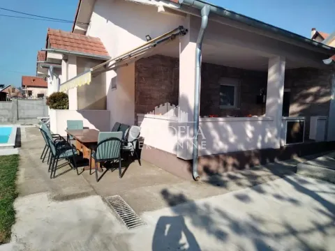  House for Sale, 109m2, Meljak, Barajevo, Beograd