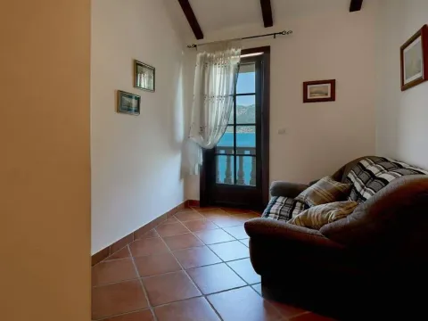 Prodaja, kuća, 235m², Kostanjica, Kotor - image 33