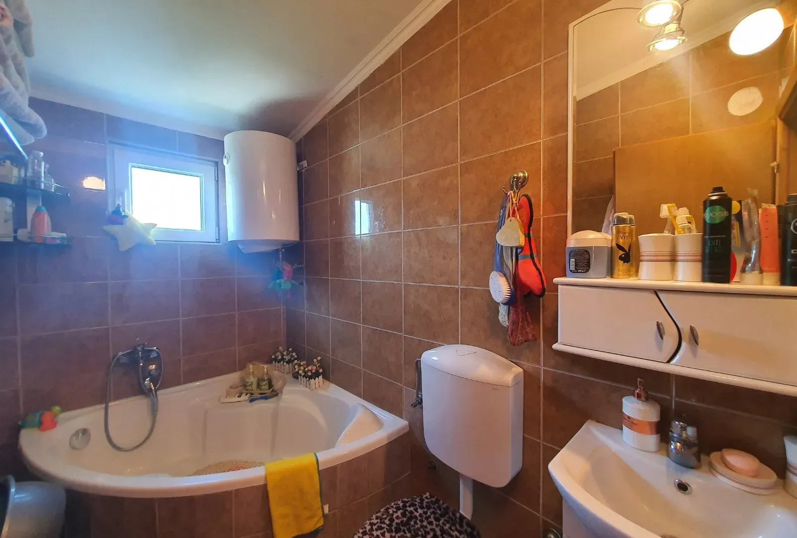 Sale, apartment, 100m², Bar, Crna Gora