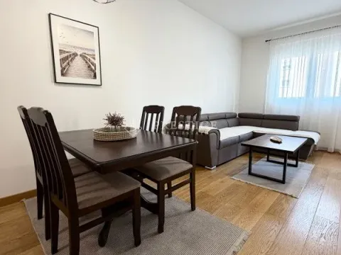 Izdavanje, jednosoban stan, 45m², New City, Podgorica - image 3