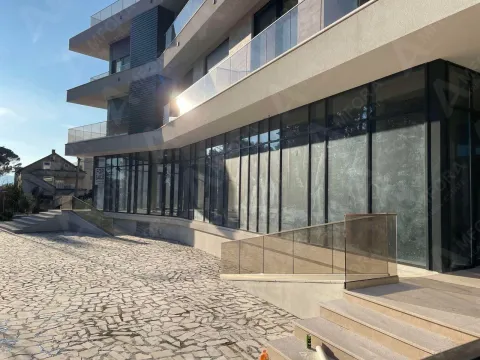 Prodaja, poslovni prostor, 284m2, Tivat Prodaja, poslovni prostor, 284m2, Tivat