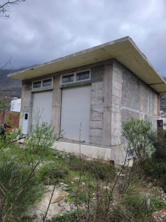 Sale, house, 275m², Sutomore, Bar