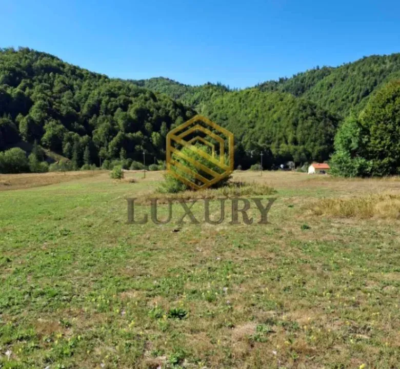 Prodaja, plac, 7000m², Veruša, Podgorica