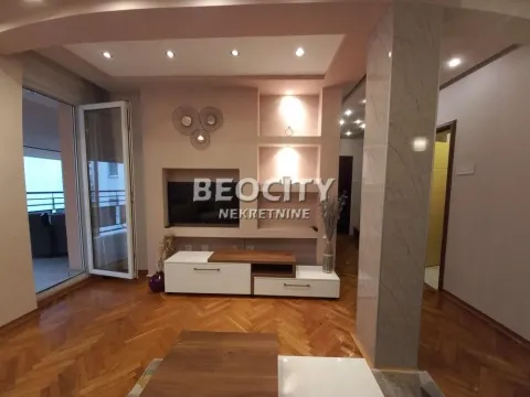 Izdavanje, trosoban stan, 81m², Centar, Novi Sad - image 2