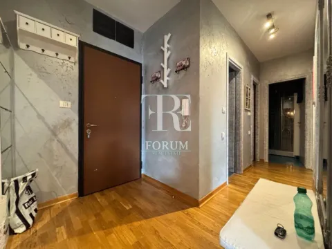 Izdavanje, dvosoban stan, 75m², City Kvart, Podgorica - image 4