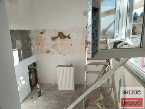 Prodaja, dvosoban stan, 44m², Sremska Kamenica, Petrovaradin - image 3